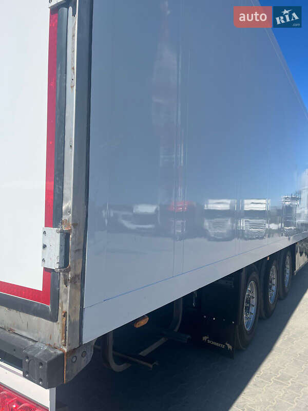 Рефрижератор напівпричіп Schmitz Cargobull SKO 24 2007 в Чернівцях