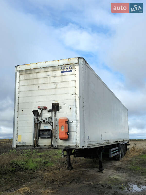 Ізотермічна будка Schmitz Cargobull SKO 24 2008 в 