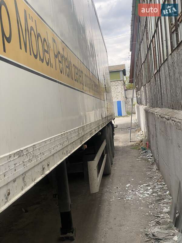 Ізотермічна будка Schmitz Cargobull SKO 24 1996 в Дніпрі
