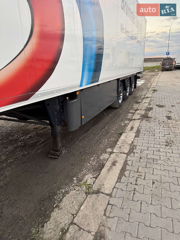 Рефрижератор напівпричіп Schmitz Cargobull SKO 24 2018 в Чернівцях