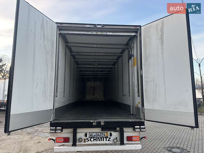 Рефрижератор полуприцеп Schmitz Cargobull SKO 24 2018 в Калуше