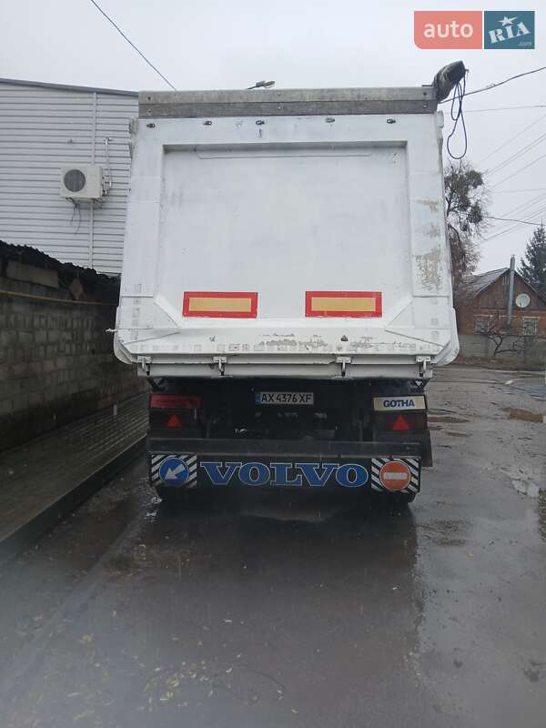 Самоскид напівпричіп Schmitz Cargobull SKO 24 2003 в Новій Водолагі фото 3 Самоскид напівпричіп Schmitz Cargobull SKO 24 2003 в Новій Водолагі