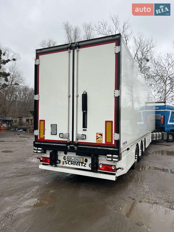 Рефрижератор полуприцеп Schmitz Cargobull SKO 24 2017 в Киеве