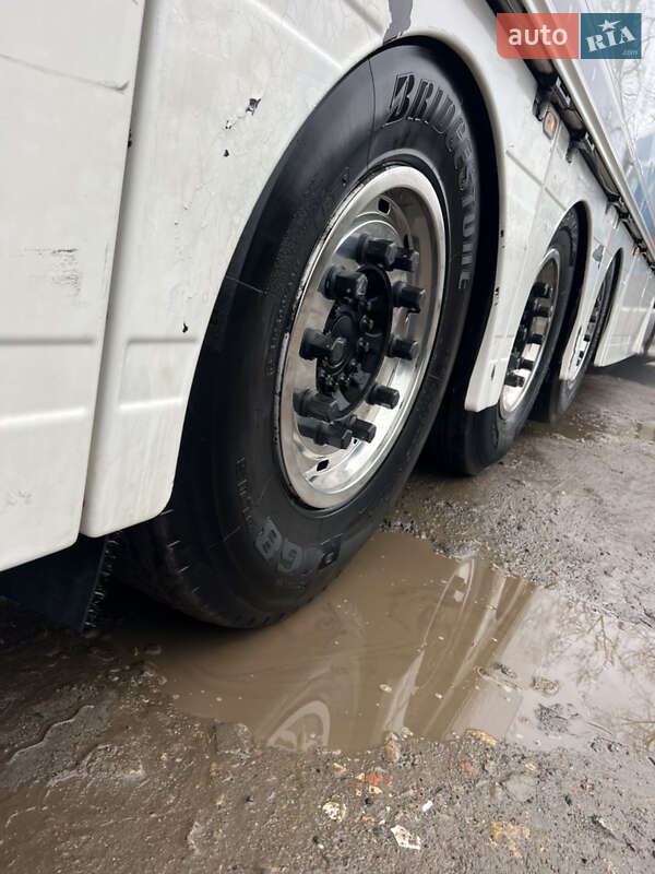 Рефрижератор полуприцеп Schmitz Cargobull SKO 24 2017 в Киеве