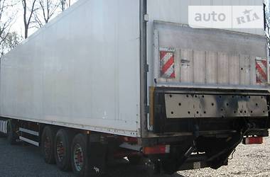 Фургон полуприцеп Schmitz Cargobull SKO 2001 в Одессе
