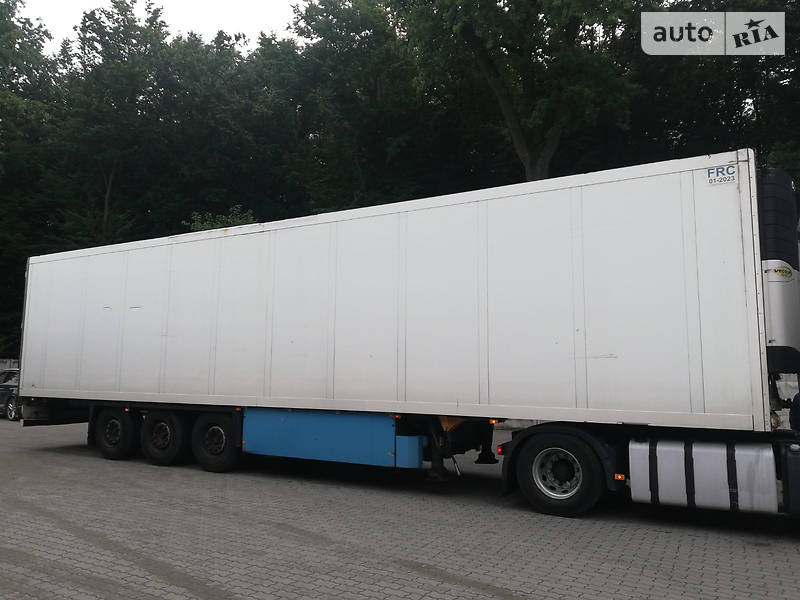 Рефрижератор напівпричіп Schmitz Cargobull SKO 2004 в Львові
