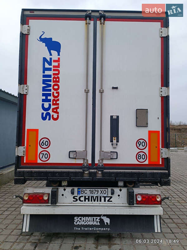Schmitz Cargobull SKO 2014