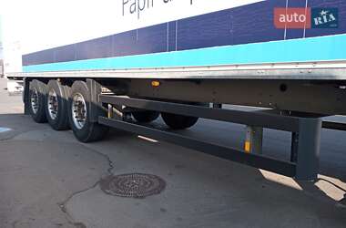 Изотермическая будка Schmitz Cargobull SKO 2004 в 