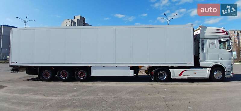 Рефрижератор полуприцеп Schmitz Cargobull SKO 2007 в Чернигове