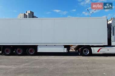 Рефрижератор полуприцеп Schmitz Cargobull SKO 2007 в 