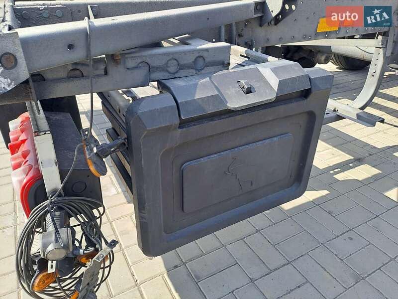 Шасси полуприцеп Schmitz Cargobull SKO 2014 в Черкассах
