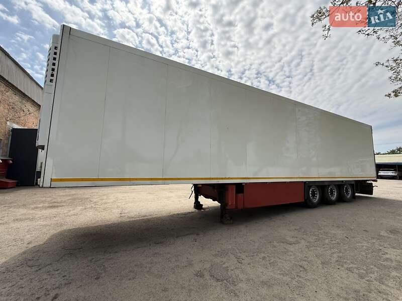 Рефрижератор полуприцеп Schmitz Cargobull SKO 2005 в Никополе
