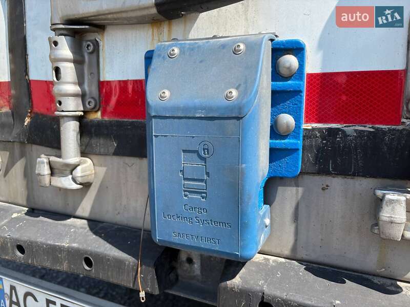 Рефрижератор полуприцеп Schmitz Cargobull SKO 2012 в Ковеле