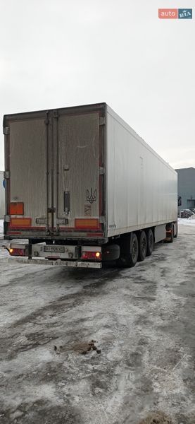Рефрижератор полуприцеп Schmitz Cargobull SKO 2009 в Киеве