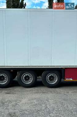 Рефрижератор полуприцеп Schmitz Cargobull SL 2013 в 
