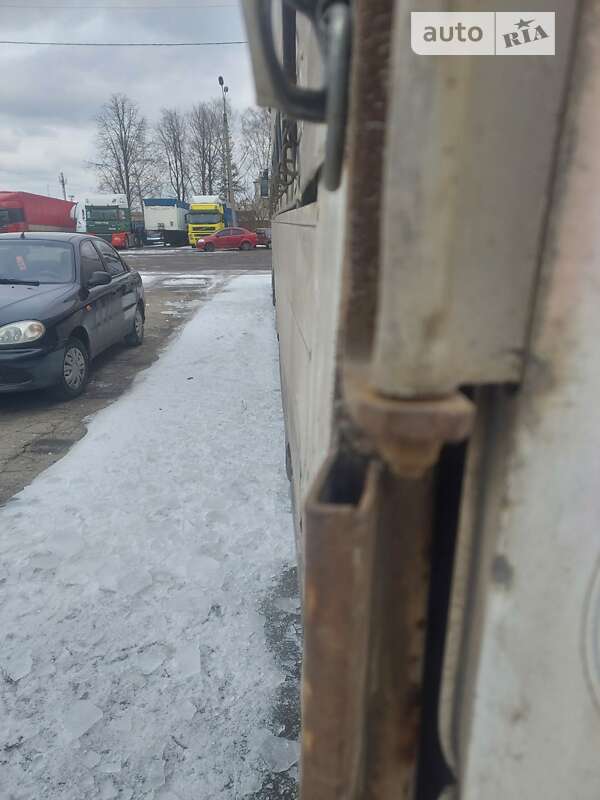 Тентований борт (штора) - напівпричіп Schmitz Cargobull SO1 2009 в Сумах фото 5 Тентований борт (штора) - напівпричіп Schmitz Cargobull SO1 2009 в Сумах