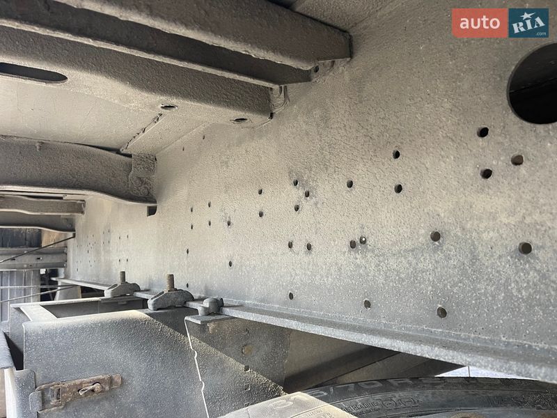 Тентованный борт (штора) - полуприцеп Schmitz Cargobull SO1 2011 в Львове фото 12 Тентованный борт (штора) - полуприцеп Schmitz Cargobull SO1 2011 в Львове