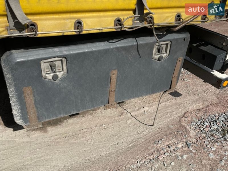 Тентованный борт (штора) - полуприцеп Schmitz Cargobull SO1 2013 в Буче