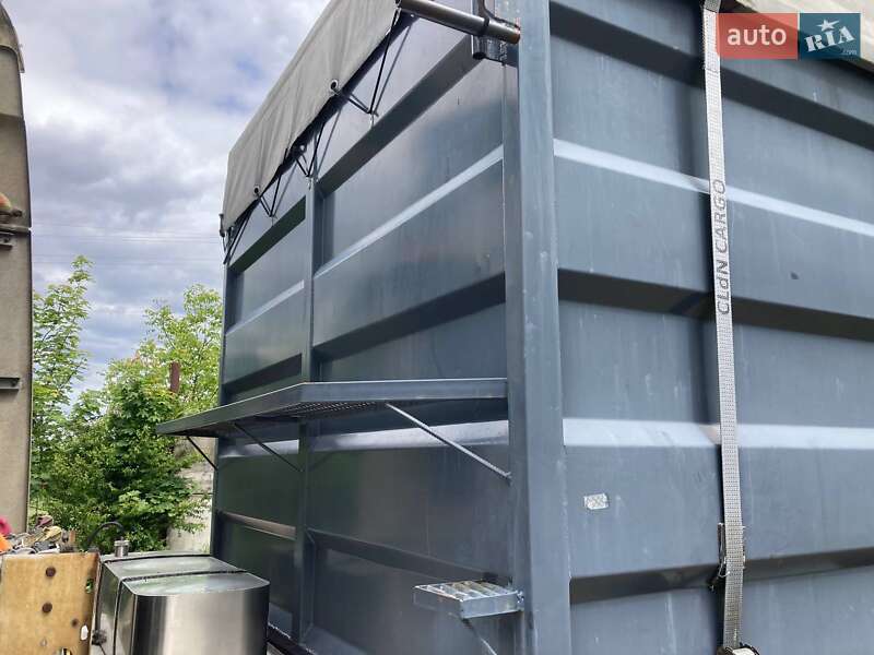 Контейнеровоз напівпричіп Schmitz Cargobull SPR 24 2004 в Умані