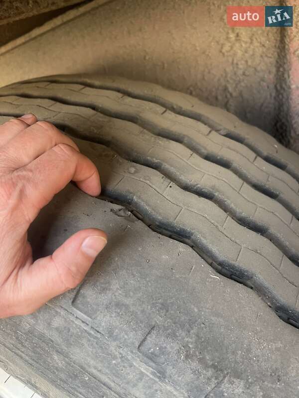 Зерновоз - напівпричіп Schmitz Cargobull SPR 24 1998 в Миколаєві фото 2 Зерновоз - напівпричіп Schmitz Cargobull SPR 24 1998 в Миколаєві