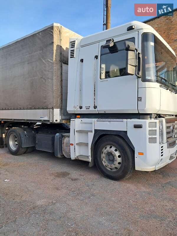 Бортовой полуприцеп Schmitz Cargobull SPR 24 2003 в 