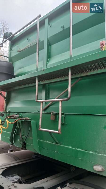 Бортовой полуприцеп Schmitz Cargobull SPR 24 1995 в Варве