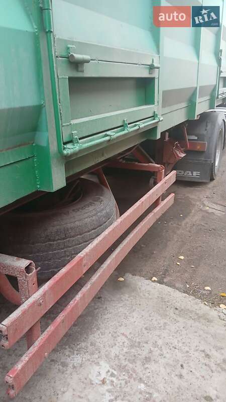 Бортовой полуприцеп Schmitz Cargobull SPR 24 1995 в Варве