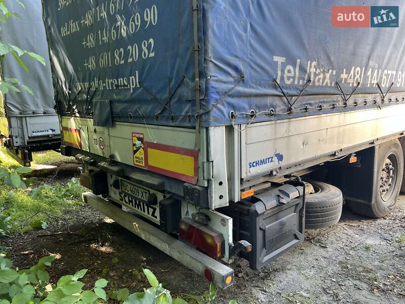 Бортовий напівпричіп Schmitz Cargobull SPR 24 2004 в Львові