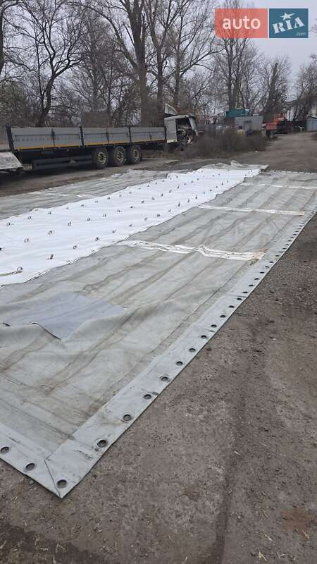 Бортовий напівпричіп Schmitz Cargobull SPR 24 2008 в Полтаві