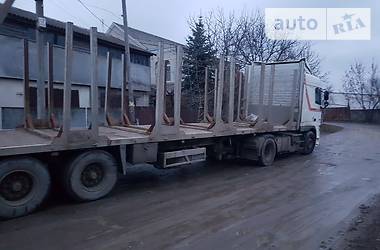 Лесовоз / Сортиментовоз - полуприцеп Schmitz Cargobull SPR 2000 в Староконстантинове