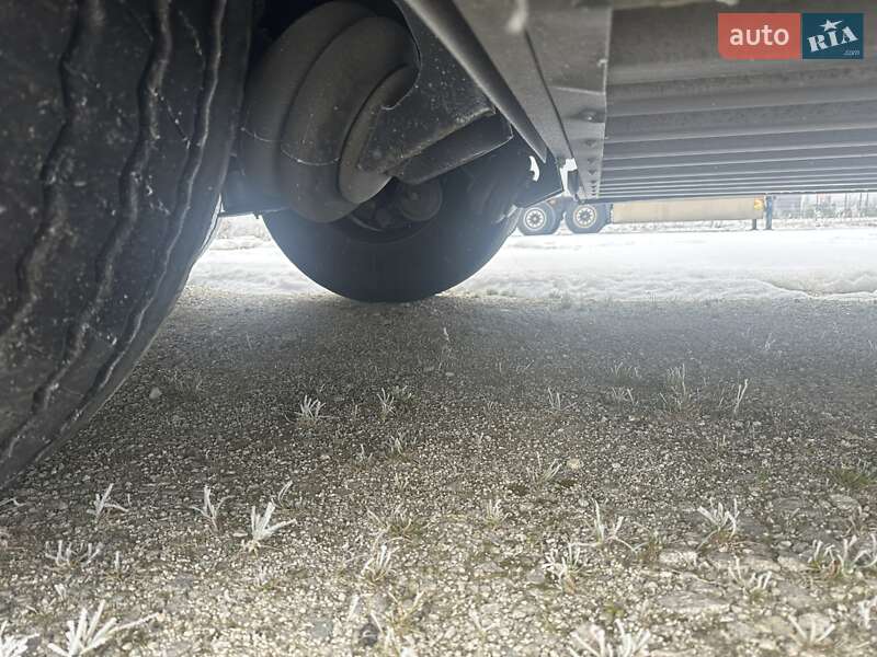 Тентованный борт (штора) - полуприцеп Schmitz Cargobull SPR 2018 в Киеве