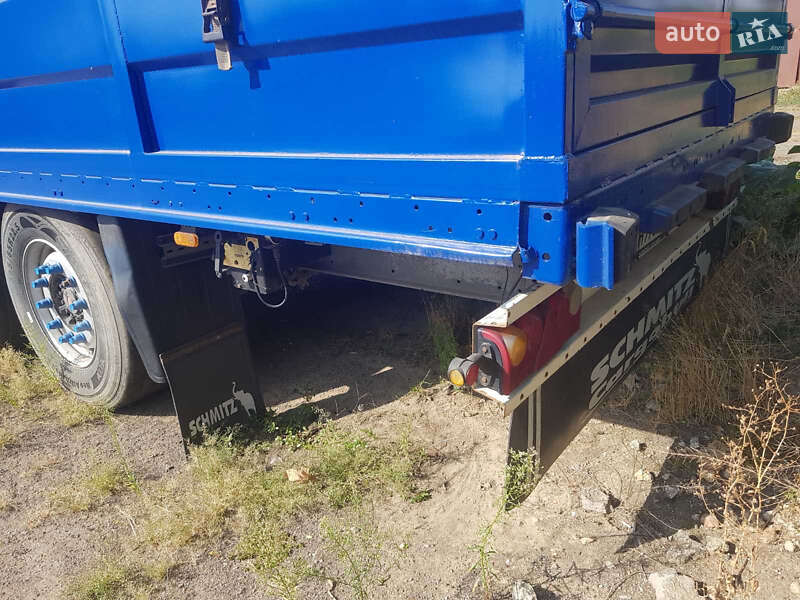 Зерновоз - полуприцеп Schmitz S-01 2006 в Одессе