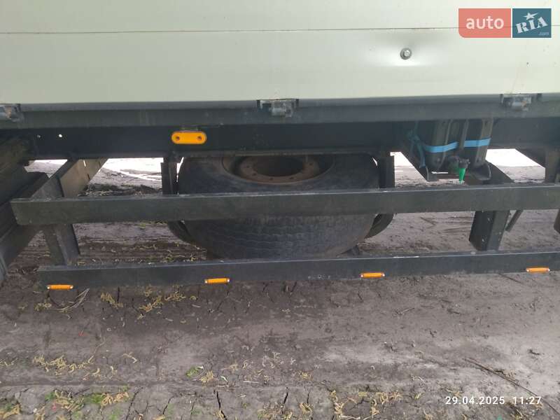 Зерновоз - полуприцеп Schmitz S-01 2000 в Варве