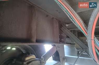 Тентованный борт (штора) - полуприцеп Schmitz S-01 2004 в 