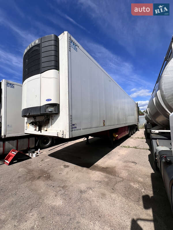 Рефрижератор полуприцеп Schmitz S-01 2004 в Черкассах