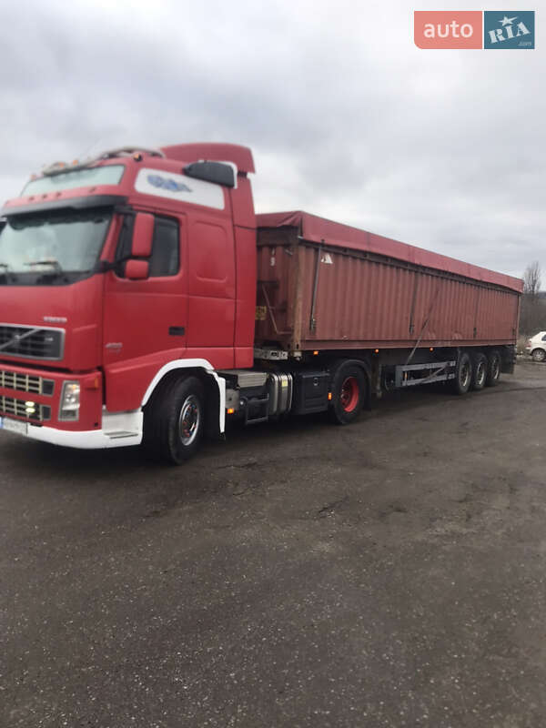 Зерновоз - полуприцеп Schmitz S-01 2004 в Виннице