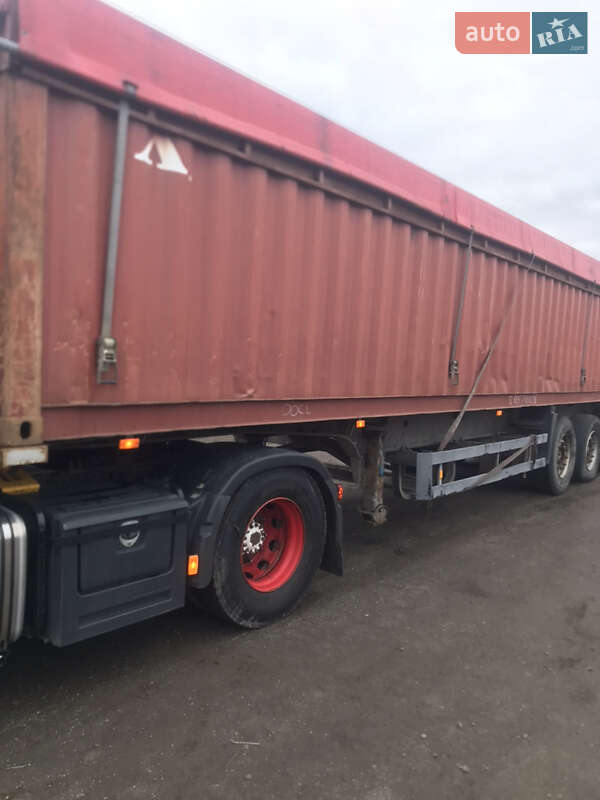 Зерновоз - полуприцеп Schmitz S-01 2004 в Виннице