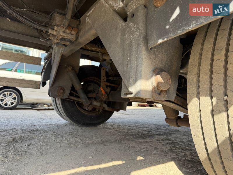 Тентованный борт (штора) - полуприцеп Schmitz S-01 2006 в Львове