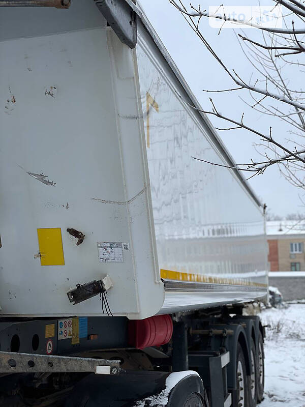Самоскид напівпричіп Schmitz SCB 2013 в Костопілі фото 16 Самоскид напівпричіп Schmitz SCB 2013 в Костопілі