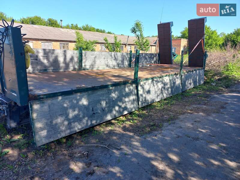 Борт Schmitz SCB 1990 в Полтаві