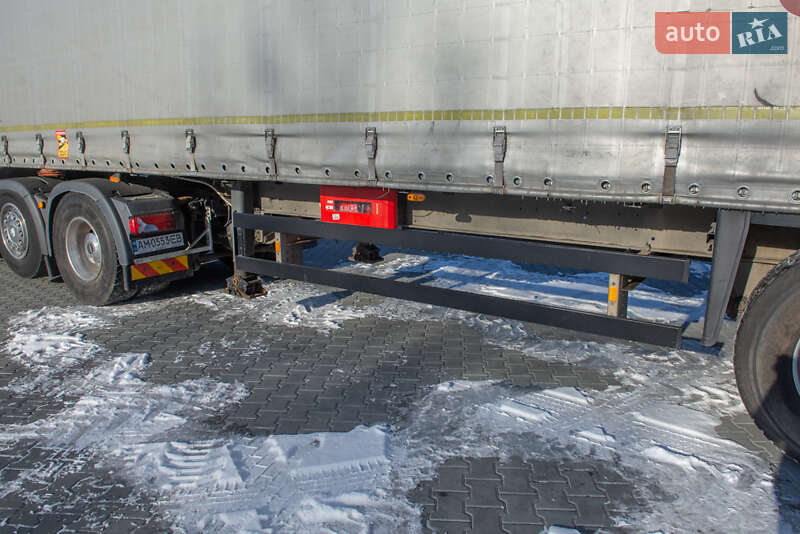 Тентованный борт (штора) - полуприцеп Schmitz SCB 2011 в Житомире