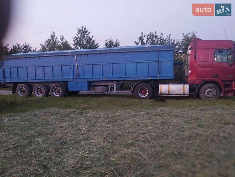 Зерновоз - напівпричіп Schmitz SCB 1995 в Вінниці