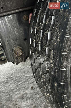 Тентований борт (штора) - напівпричіп Schmitz SCS 24 2012 в Сумах