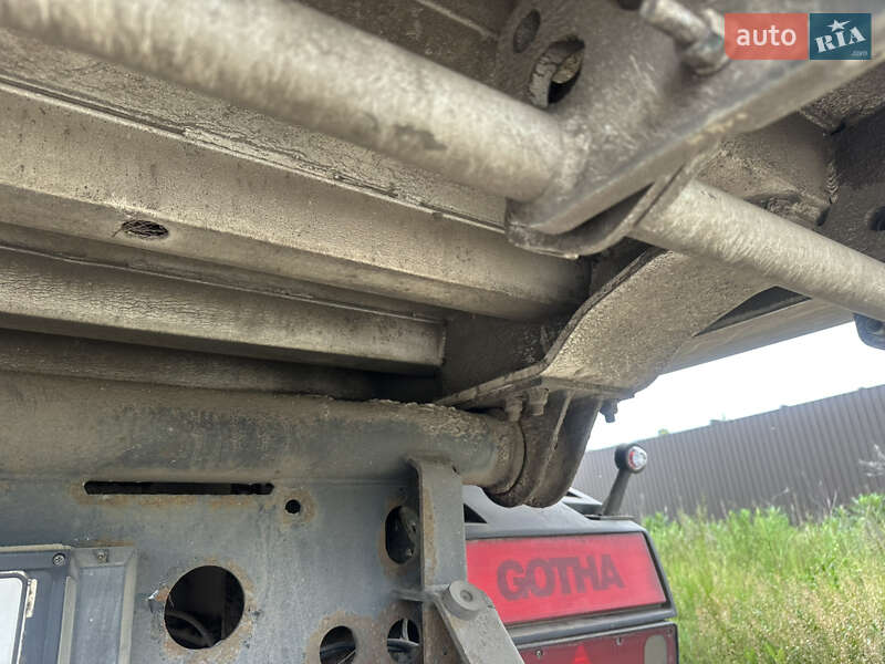 Зерновоз - напівпричіп Schmitz SCS 24 2008 в Києві