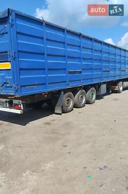 Зерновоз - напівпричіп Schmitz SCS 24 2010 в Первомайську