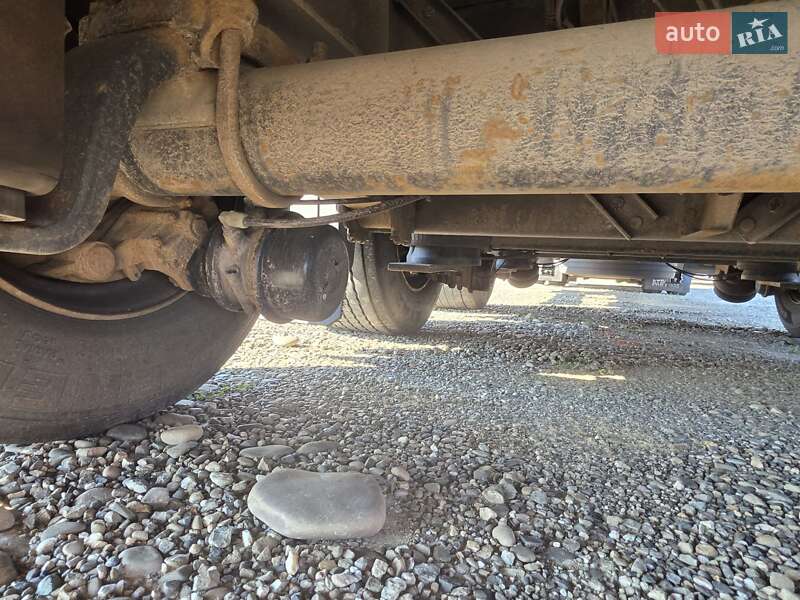 Тентований борт (штора) - напівпричіп Schmitz SCS 24 2013 в Тячеві