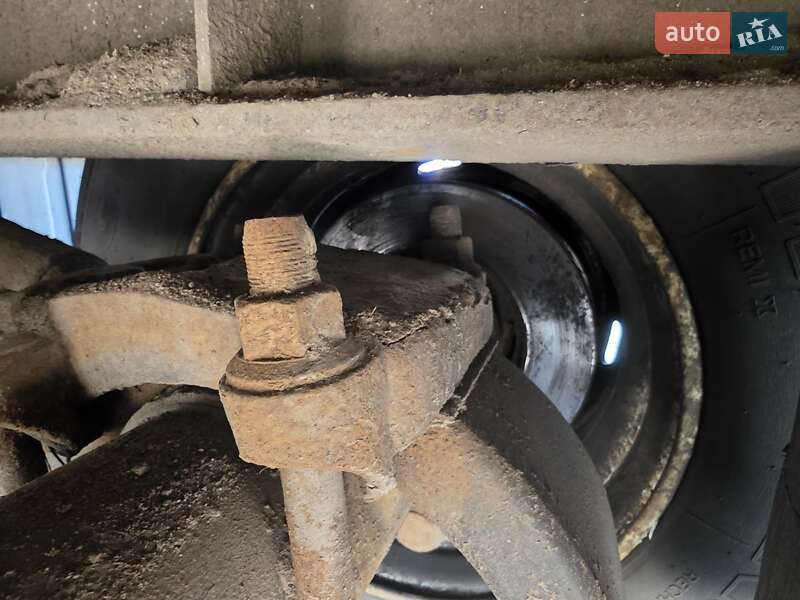 Тентований борт (штора) - напівпричіп Schmitz SCS 24 2013 в Тячеві