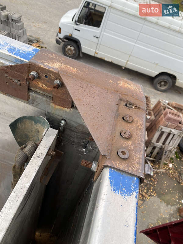 Самоскид напівпричіп Schmitz SCS 24 2007 в Рівному фото 7 Самоскид напівпричіп Schmitz SCS 24 2007 в Рівному