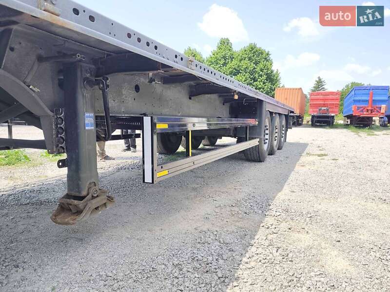 Платформа полуприцеп Schmitz SCS 24L-1362EB 2009 в Умани
