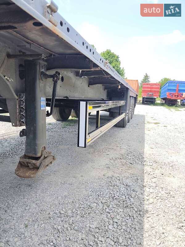 Платформа полуприцеп Schmitz SCS 24L-1362EB 2009 в Умани